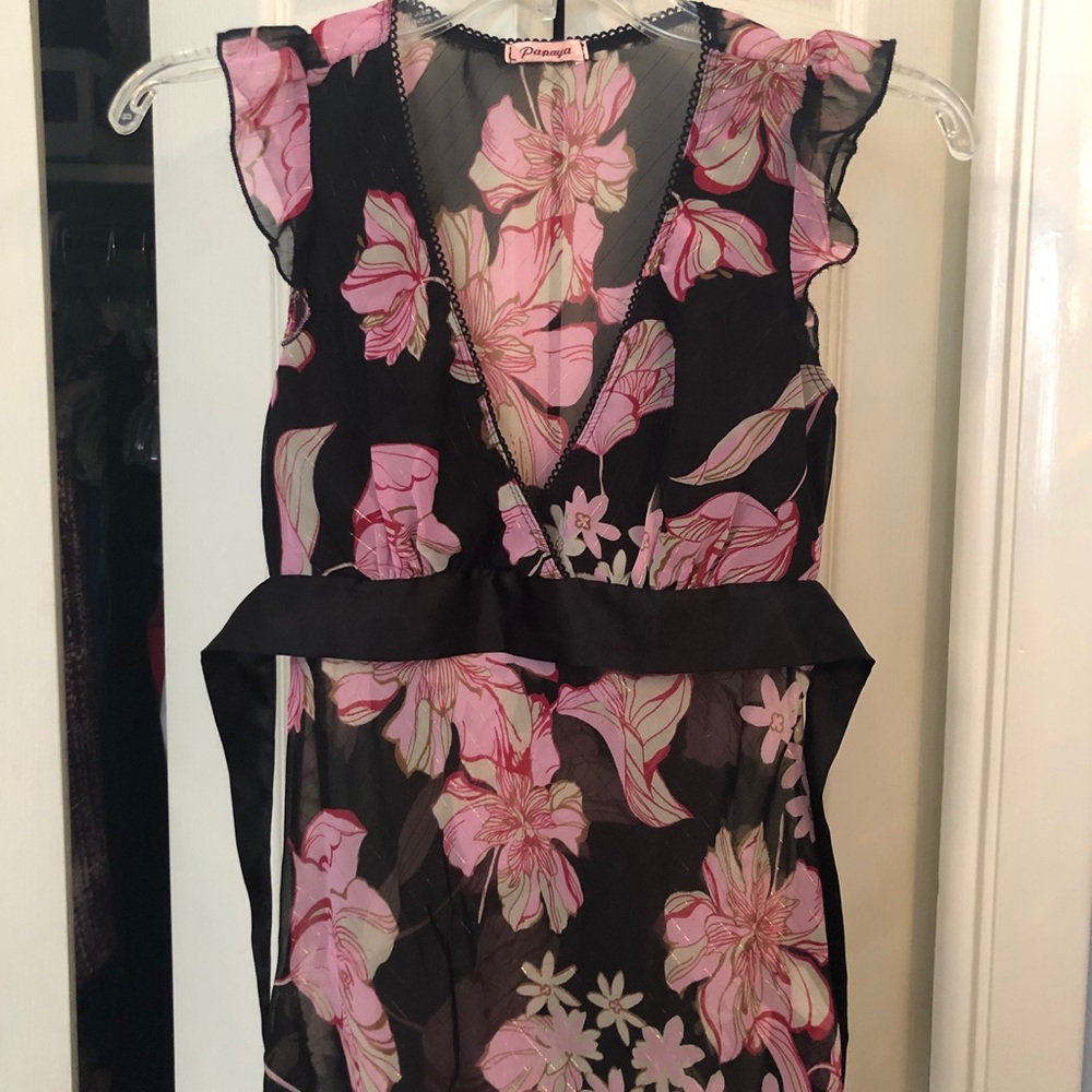Floral patterned blouse with black sash